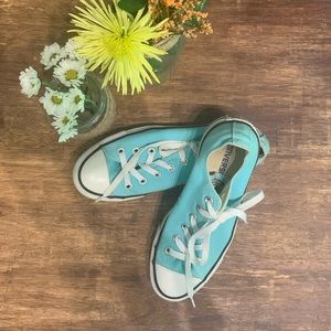 Tiffany blue Converse low tops